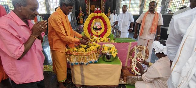 Pooja with devotees